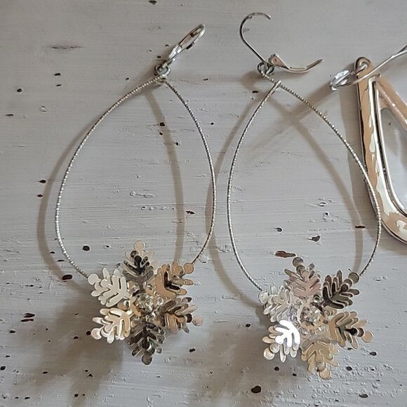 Set of two silver winter earrings - Picture 2 of 7